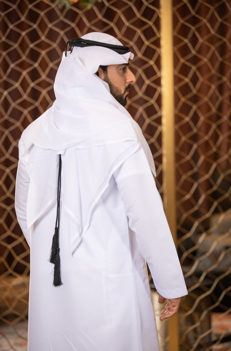 White Emirati Kandoora Daikibo – Abdul Salam Al Madani Textile Trading 